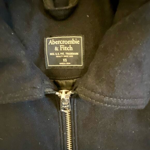 Abercrombie & Fitch Short Black Pea Coat - Picture 4 of 7